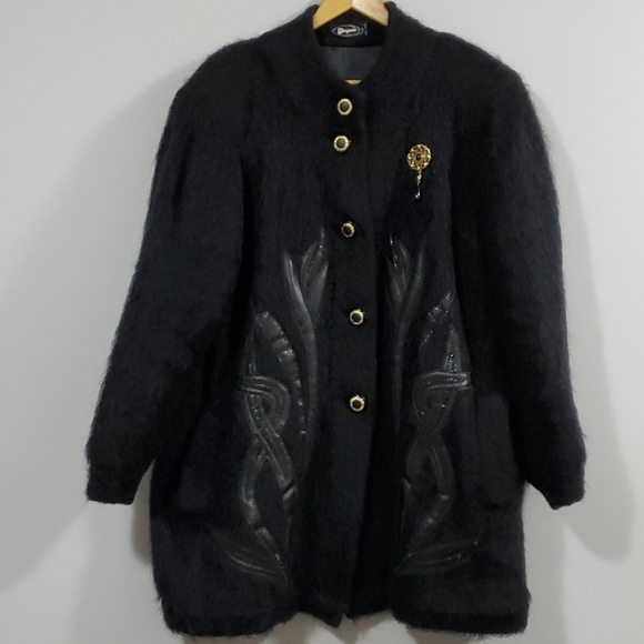 Vintage Woman's Mohair Coat - Picture 1 of 16